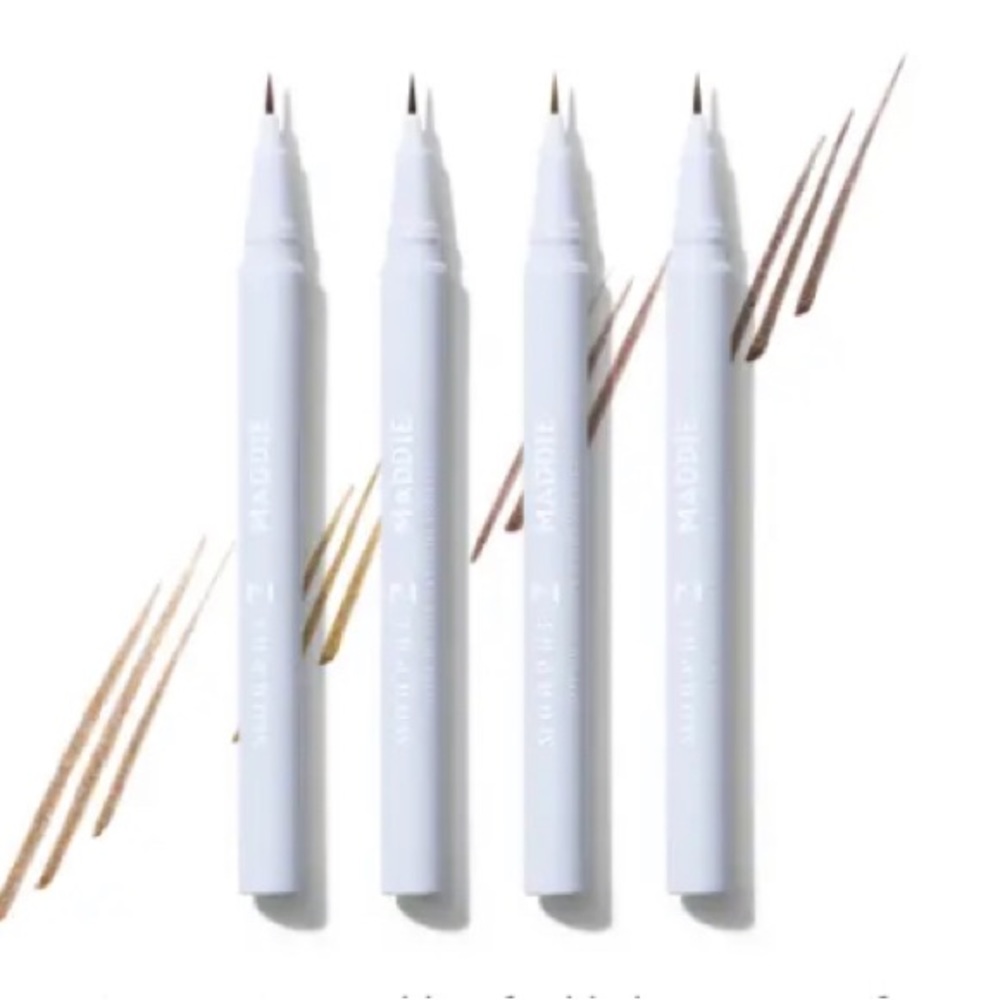 Brow pen | MORPHE 2 X MADDIE ZIEGLER
DRAWN OUT BROW PEN